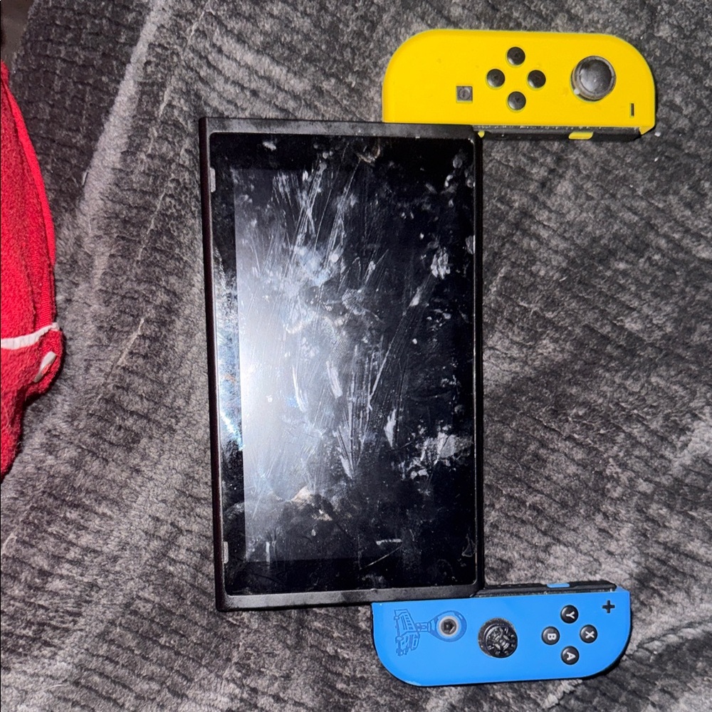 Yellow and Blue Gaming Console - Picture 2 of 13